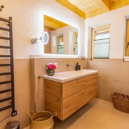 Graf Chiemo - Direkt Am Chiemsee Mit Separatem Seezugang Apartamento