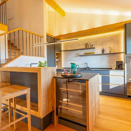 Graf Chiemo - Direkt Am Chiemsee Mit Separatem Seezugang Apartamento