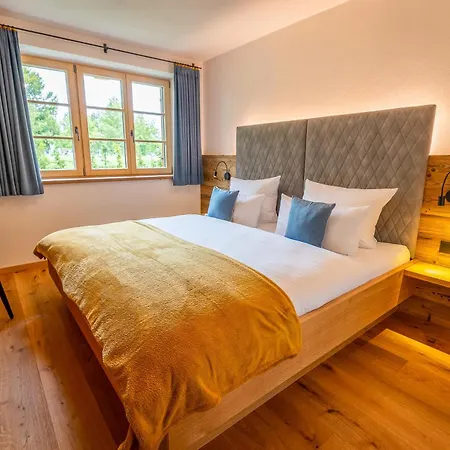 Apartamento Graf Chiemo - Direkt Am Chiemsee Mit Separatem Seezugang *