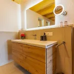 Apartment Graf Chiemo - Direkt Am Chiemsee Mit Separatem Seezugang *