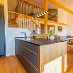 Graf Chiemo - Direkt Am Chiemsee Mit Separatem Seezugang Apartment *