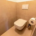 Apartment Graf Chiemo - Direkt Am Chiemsee Mit Separatem Seezugang Chieming