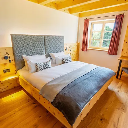 Graf Chiemo - Direkt Am Chiemsee Mit Separatem Seezugang Apartment