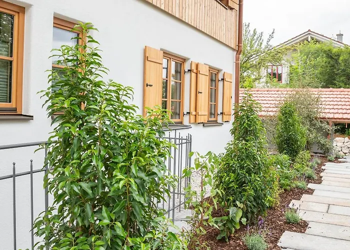 Graf Chiemo - Direkt Am Chiemsee Mit Separatem Seezugang Apartmán Chieming
