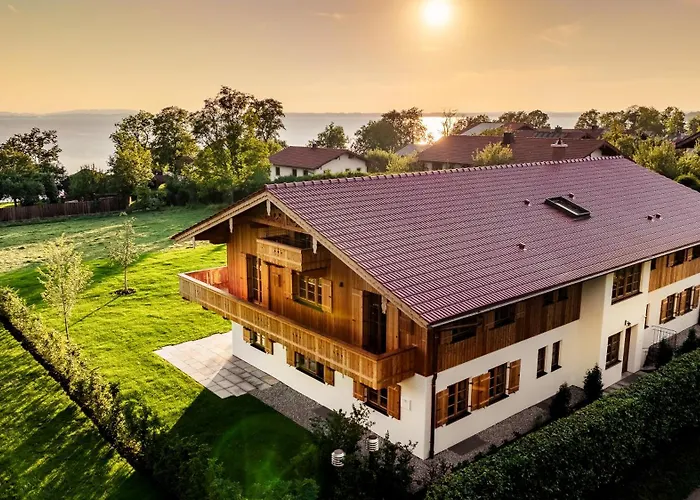 Graf Chiemo - Direkt Am Chiemsee Mit Separatem Seezugang