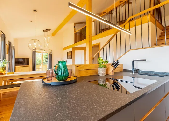 Graf Chiemo - Direkt Am Chiemsee Mit Separatem Seezugang Apartmán *