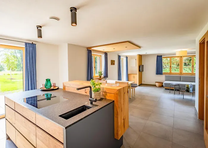 Graf Chiemo - Direkt Am Chiemsee Mit Separatem Seezugang Apartmán