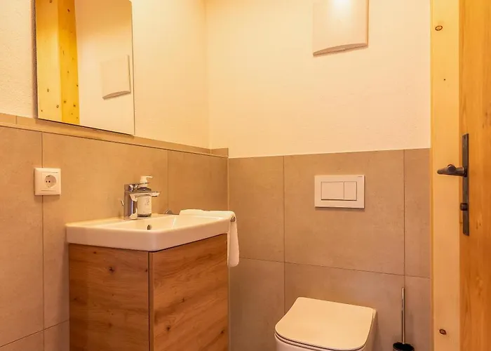 Graf Chiemo - Direkt Am Chiemsee Mit Separatem Seezugang Apartmán Chieming